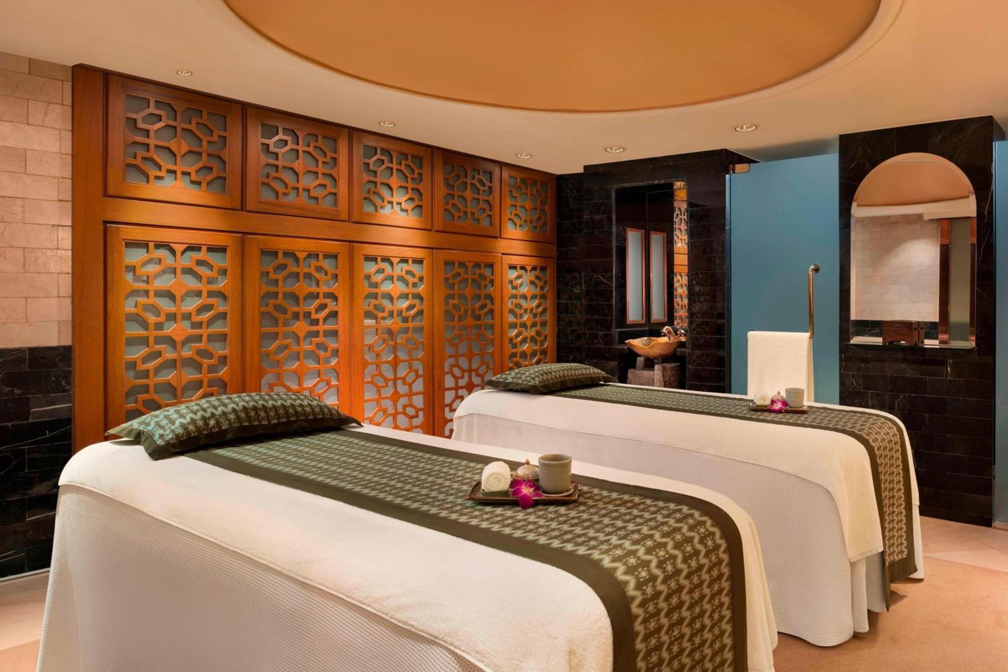 Sheraton Grande Sukhumvit, A Luxury Collection Hotel, Μπανγκόκ Εξωτερικό φωτογραφία A spa at the Taj Mahal Palace, Mumbai, India