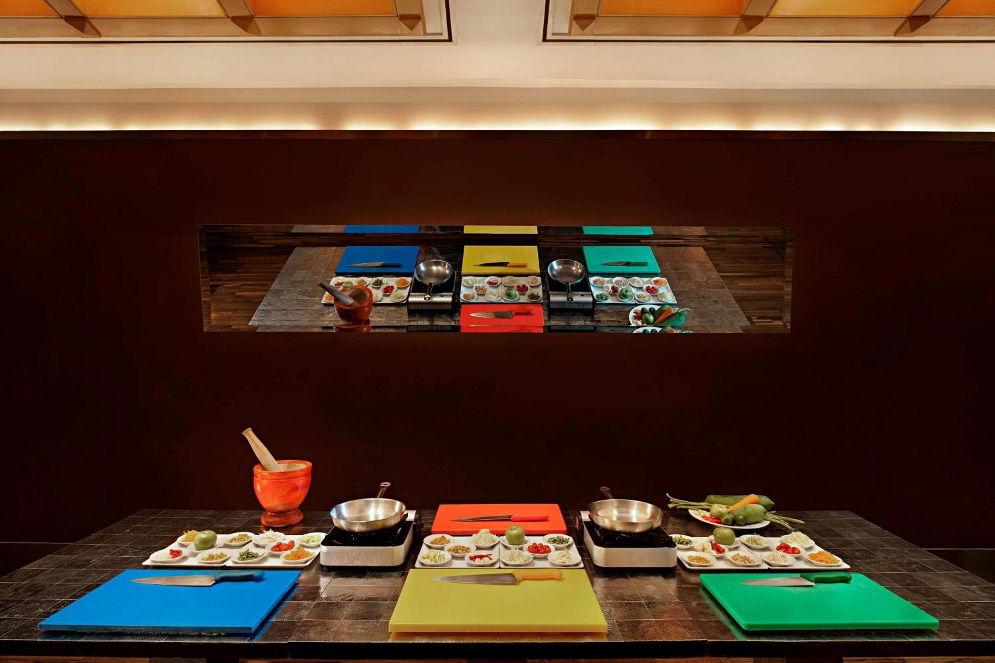Sheraton Grande Sukhumvit, A Luxury Collection Hotel, Μπανγκόκ Εξωτερικό φωτογραφία A sushi bar